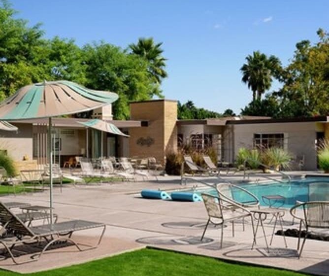 בית מלון כפרי The Hideaway  21 And Over