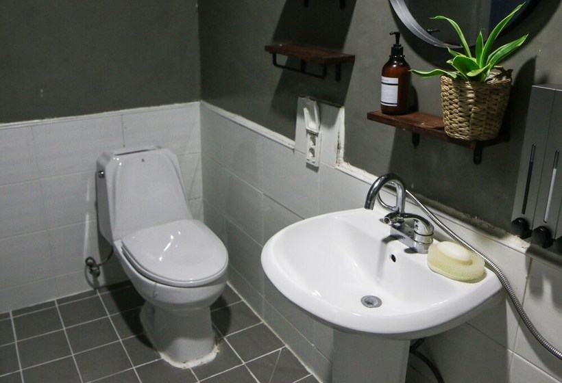 膳宿费 Bomn Guesthouse  Hostel