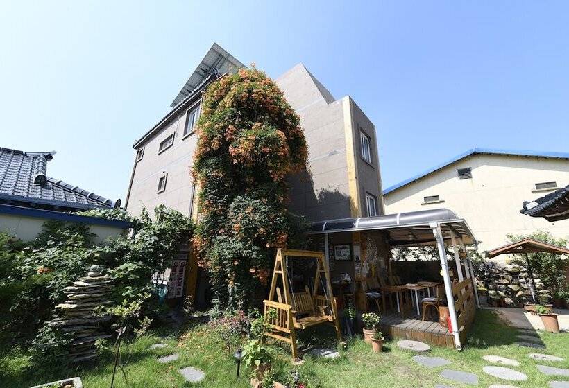 بنسيون Dasomchae Hanok Stay