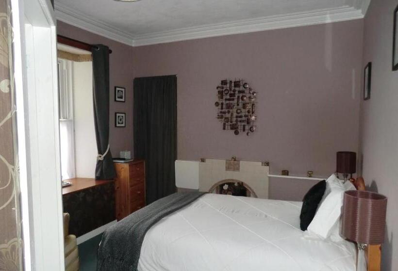 Пансион Greenlawns