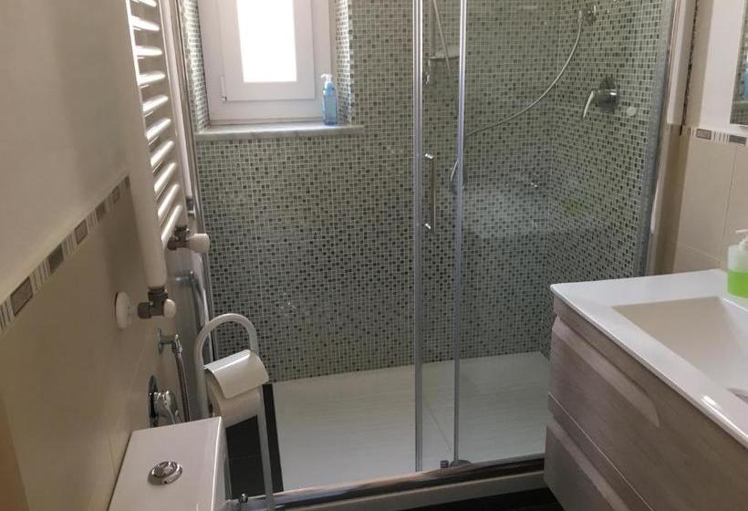 بنسيون La Perla Del Golfo