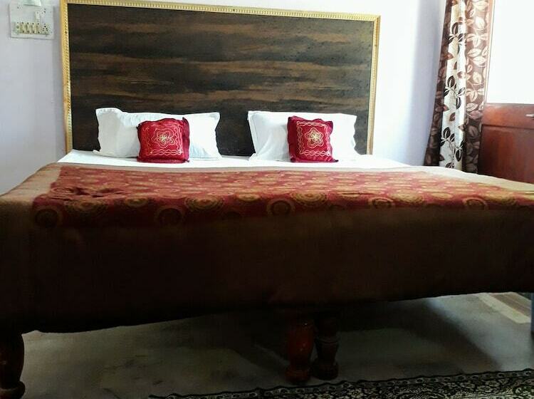 膳宿费 Plaza_khajuraho