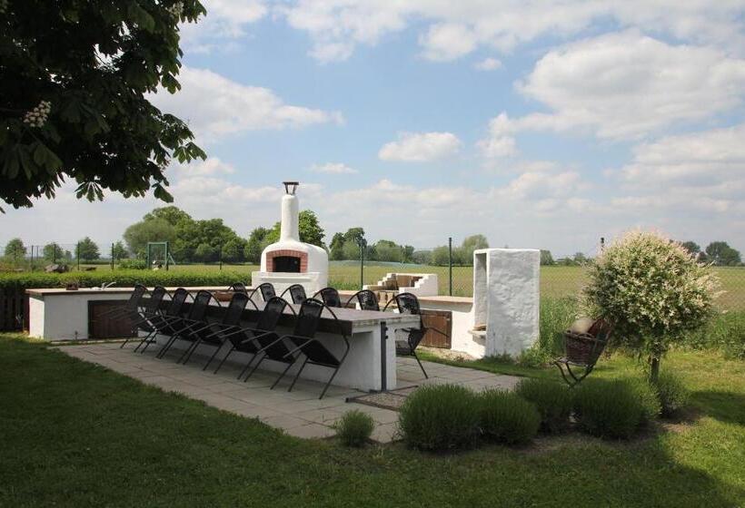 膳宿费 Radler's Hof