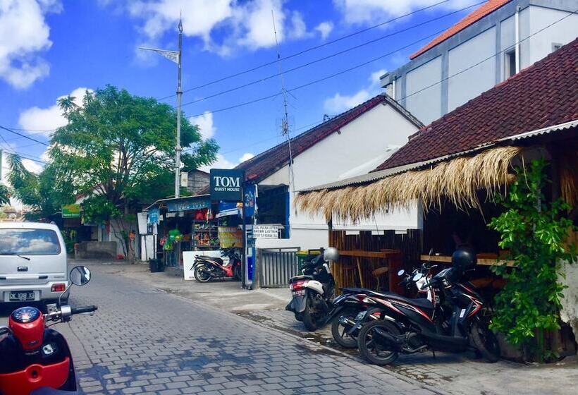 بنسيون Tom Guest House