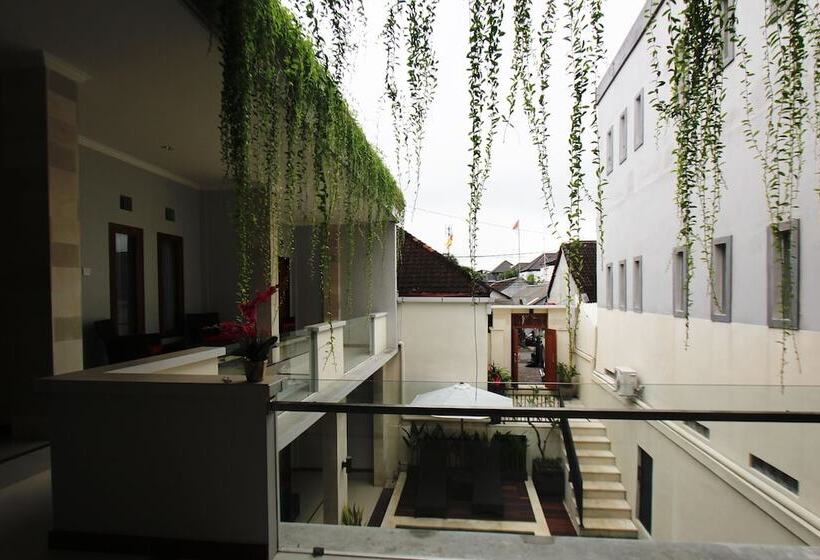 بنسيون Tom Guest House