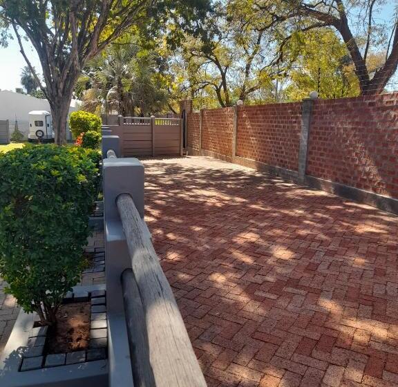 ペンション Travel North Guesthouse