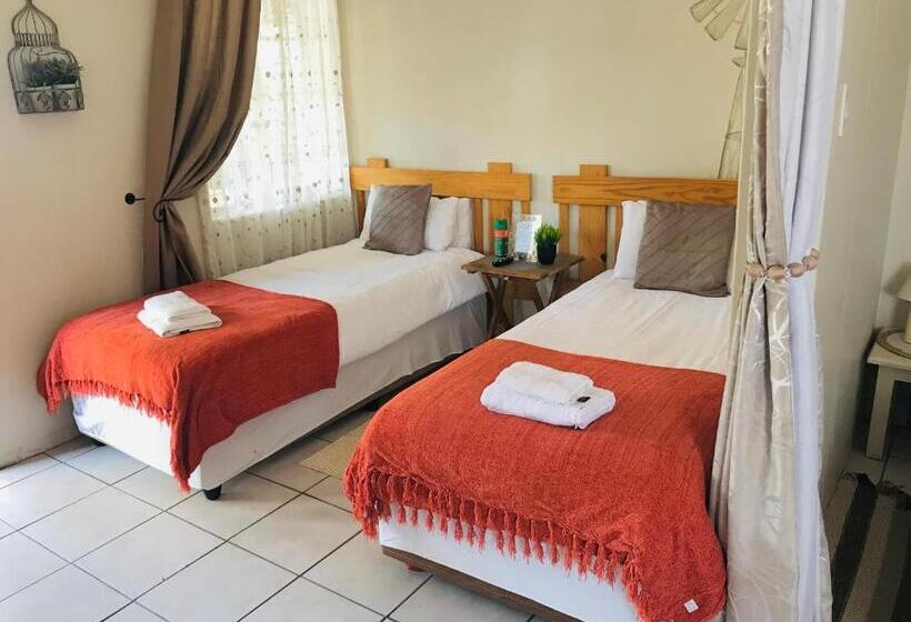 ペンション Travel North Guesthouse