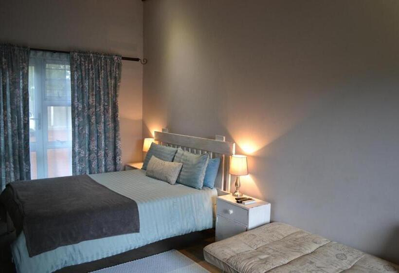 ペンション Travel North Guesthouse