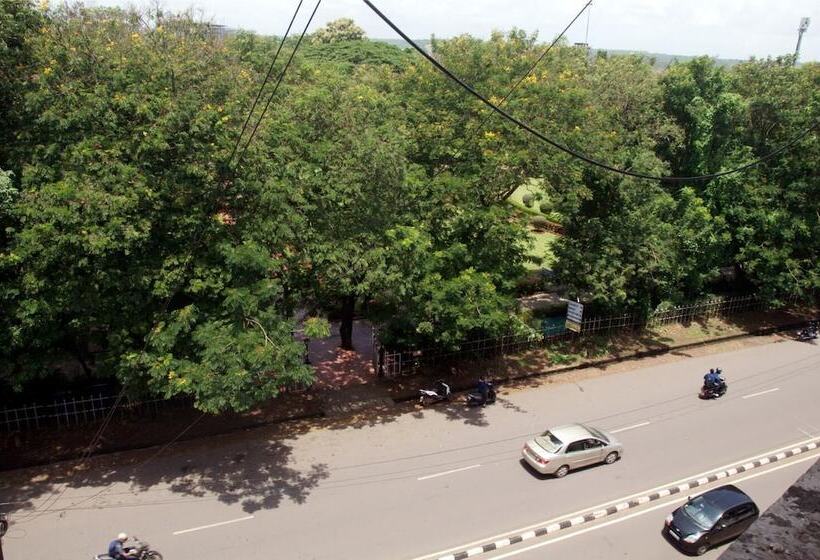 פנסיון Viva Guest House