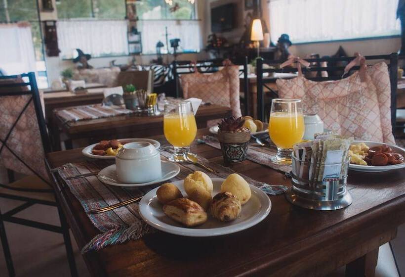 Общежитие Casarão Da Ducha Hotel Concept