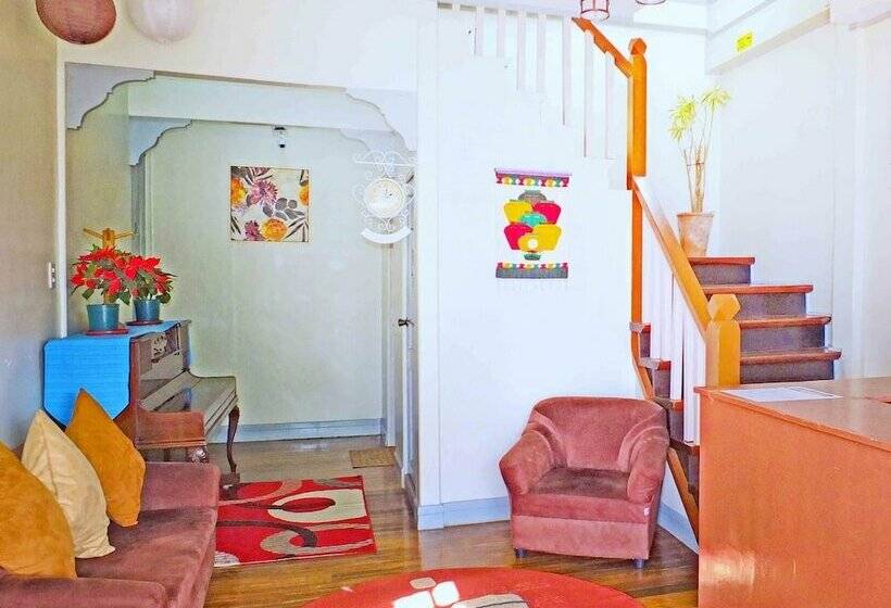 هاستل Elmar Cabin