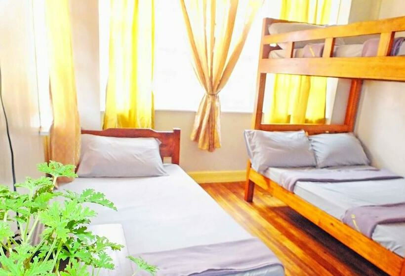 هاستل Elmar Cabin