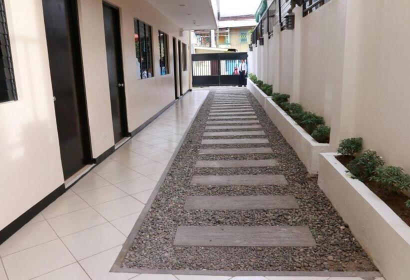 هاستل Global 88 Apartelle