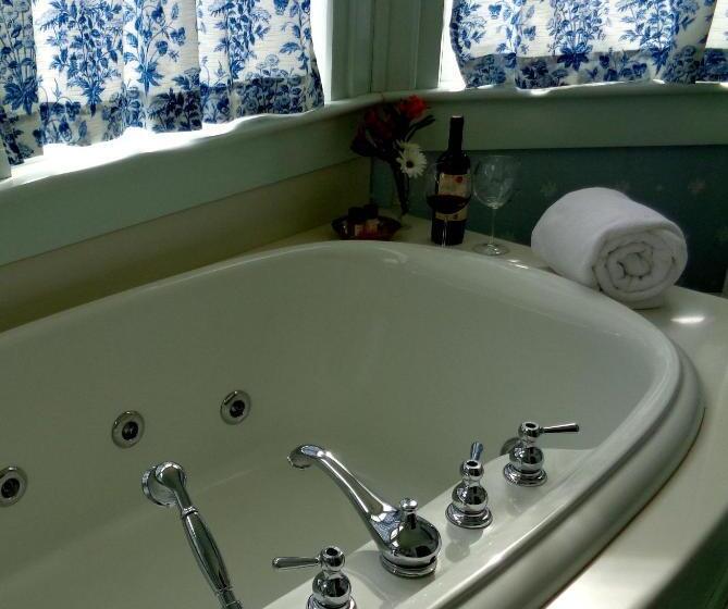 مبيت وإفطار Blackinton Manor