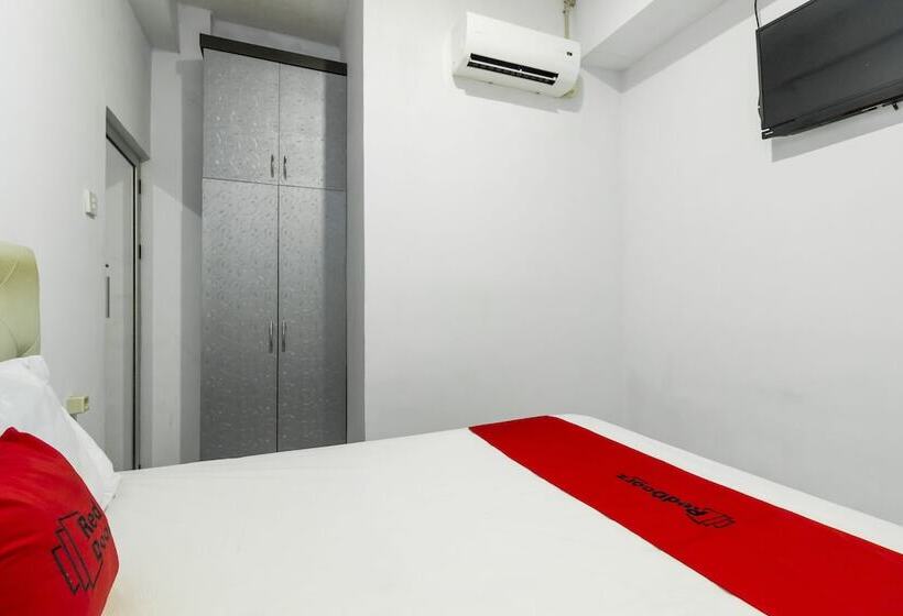 פנסיון Reddoorz Near Gajah Mada Plaza 2