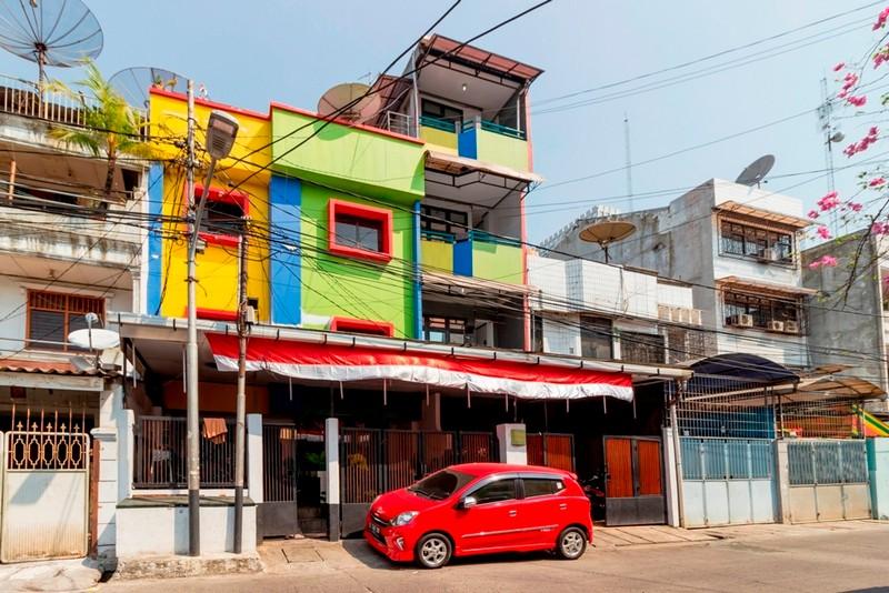 פנסיון Reddoorz Near Gajah Mada Plaza 2