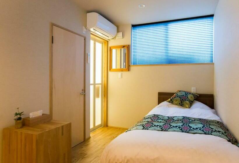 פנסיון Shioriya