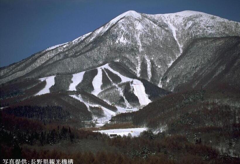 פנסיון Shioriya