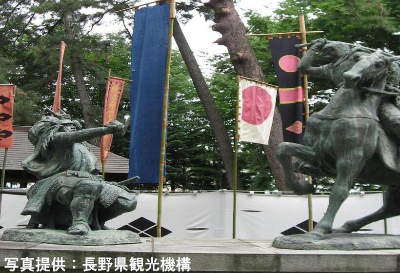 פנסיון Shioriya