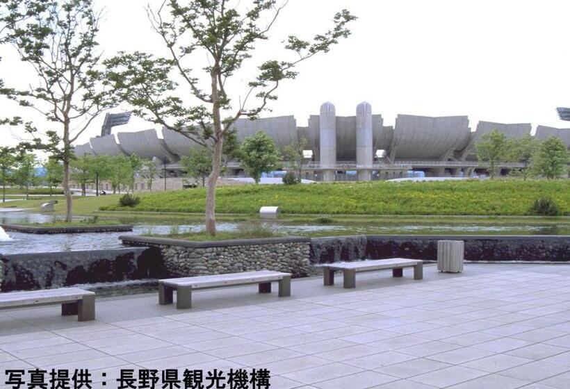 بنسيون Shioriya