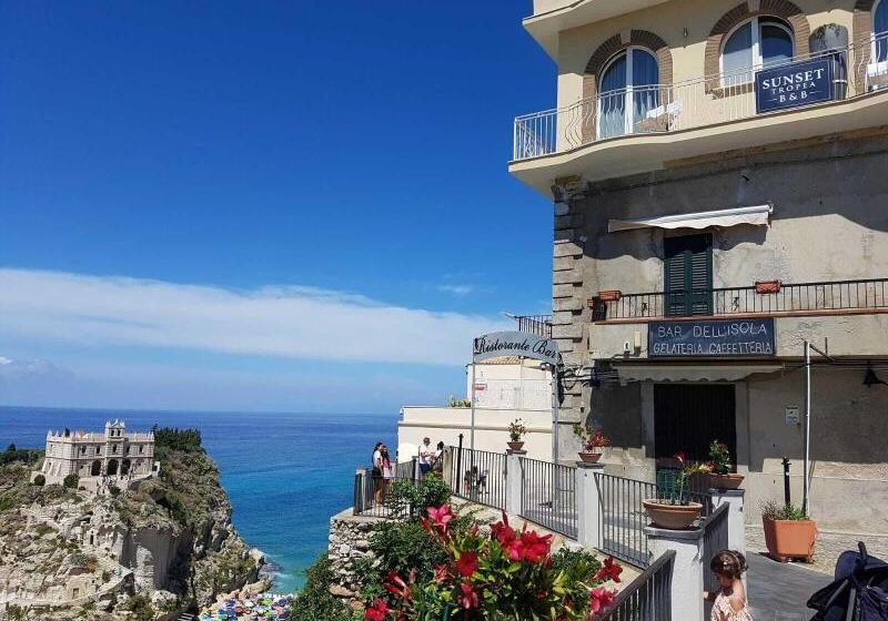 민박 Sunset Tropea