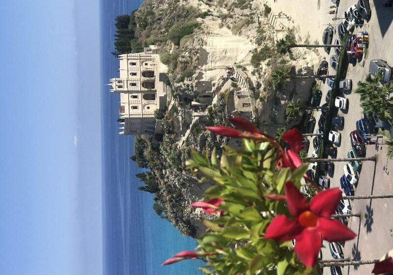 민박 Sunset Tropea