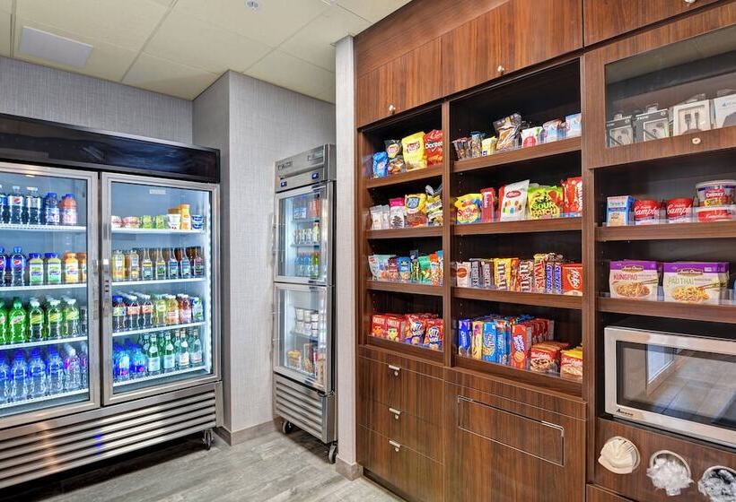 هتل Courtyard By Marriott Long Island Islip/courthouse Complex