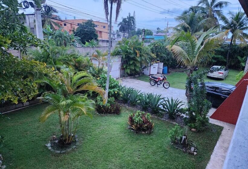 膳宿费 Boca Del Paraiso