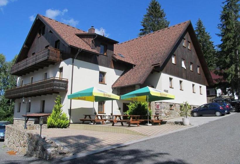 پانسیون Penzion Alpský Dům