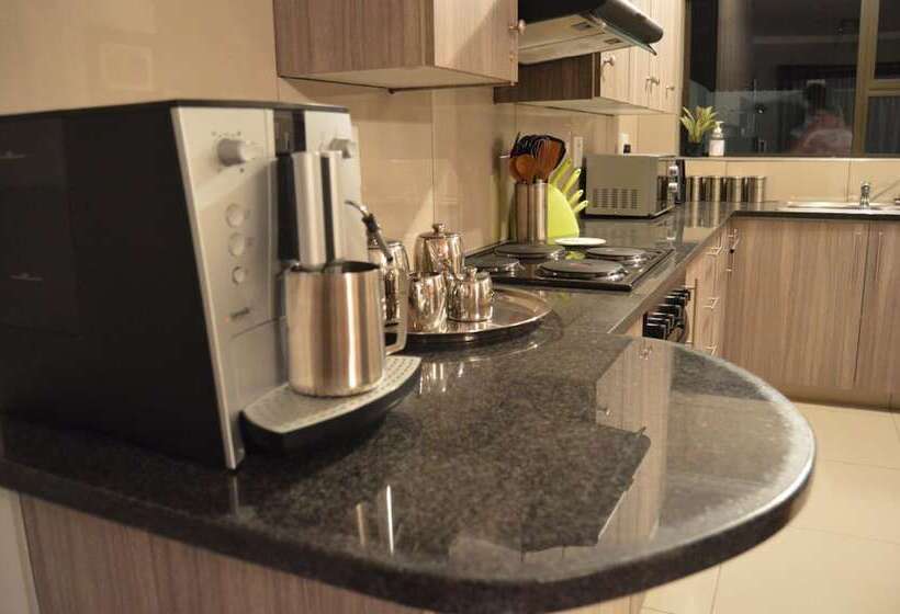 بنسيون Shalimar B&b