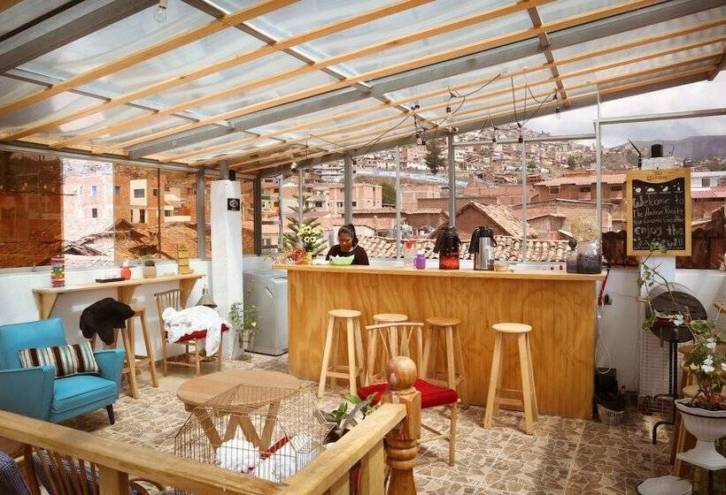 The Rooftop Hostel Cusco