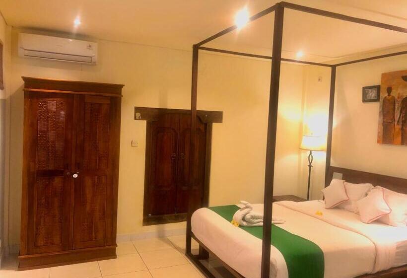 הוסטל Graha Madesimon