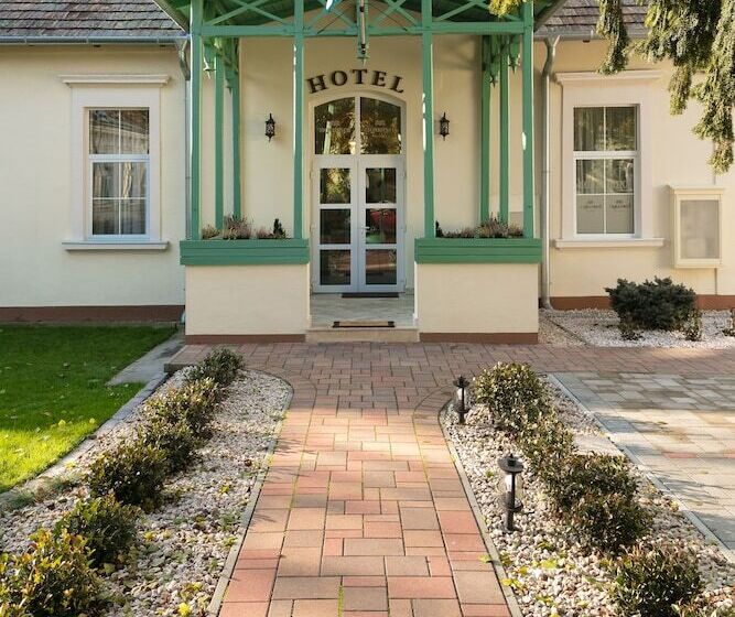 Отель Aquasol Resort