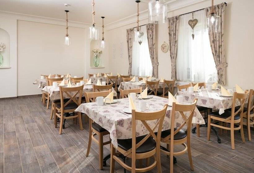 Отель Aquasol Resort