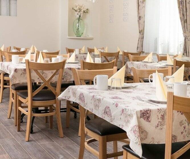 Отель Aquasol Resort