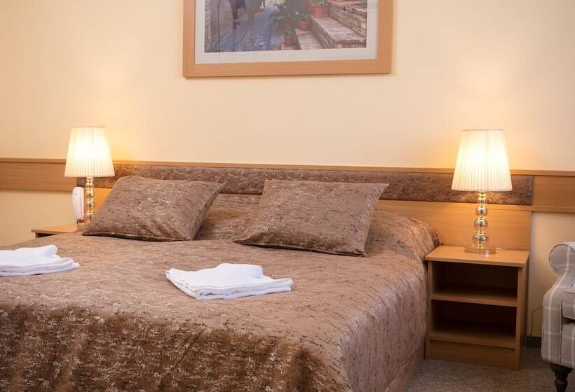 Отель Aquasol Resort