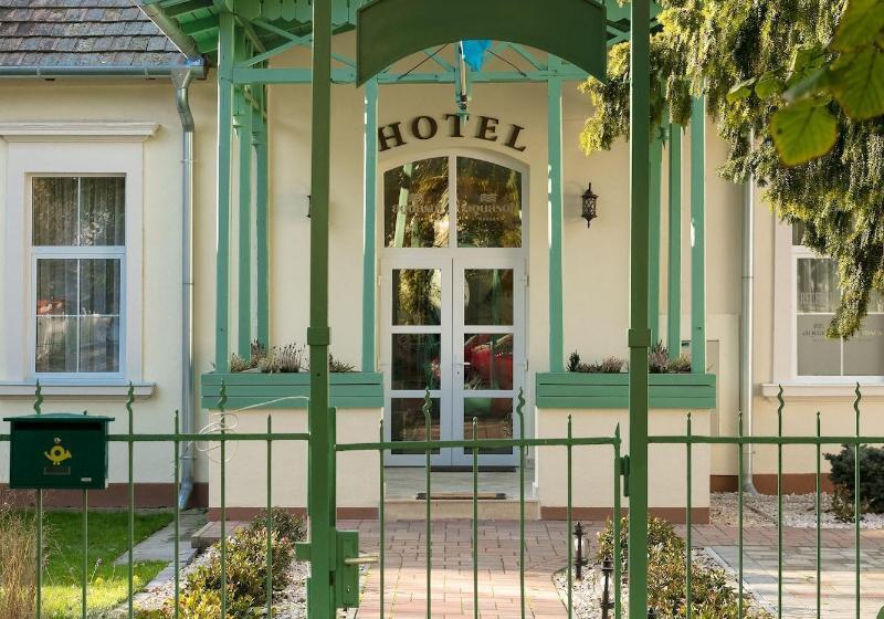 Отель Aquasol Resort