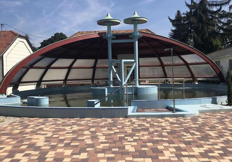 Отель Aquasol Resort