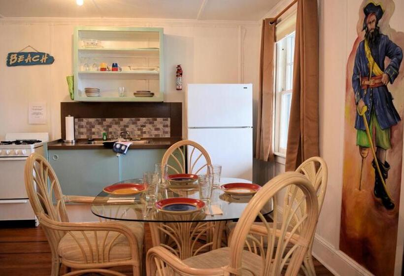 호텔 Blackbeard's Lodge