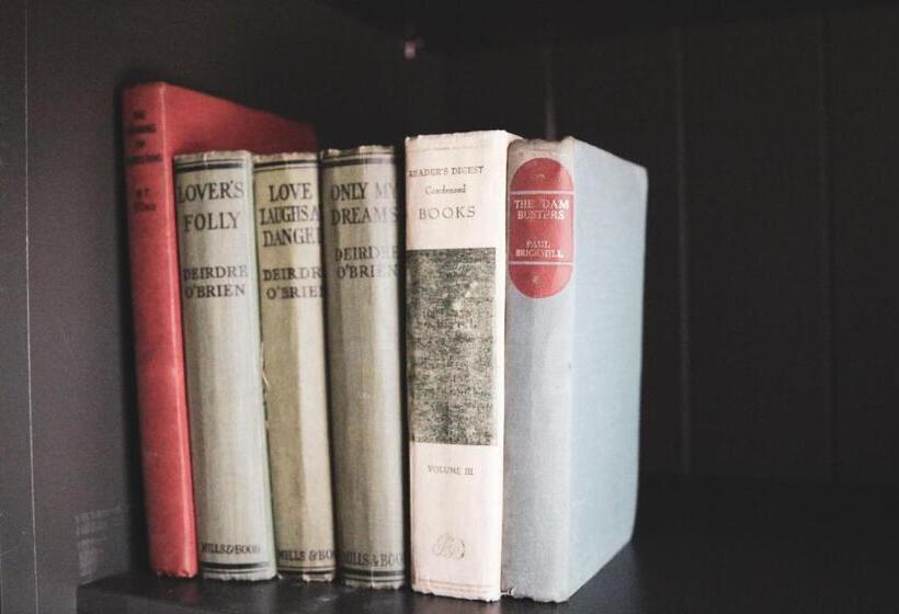 فندق Fiddle + Bow