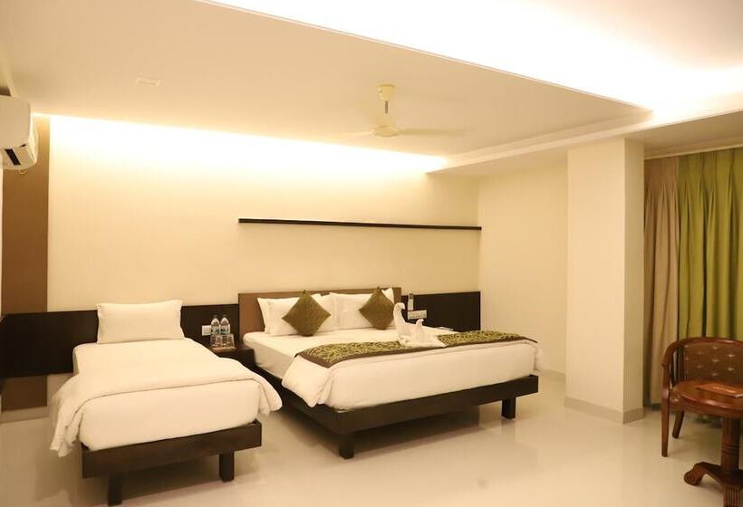 Kyriad Hotel Vijayapura
