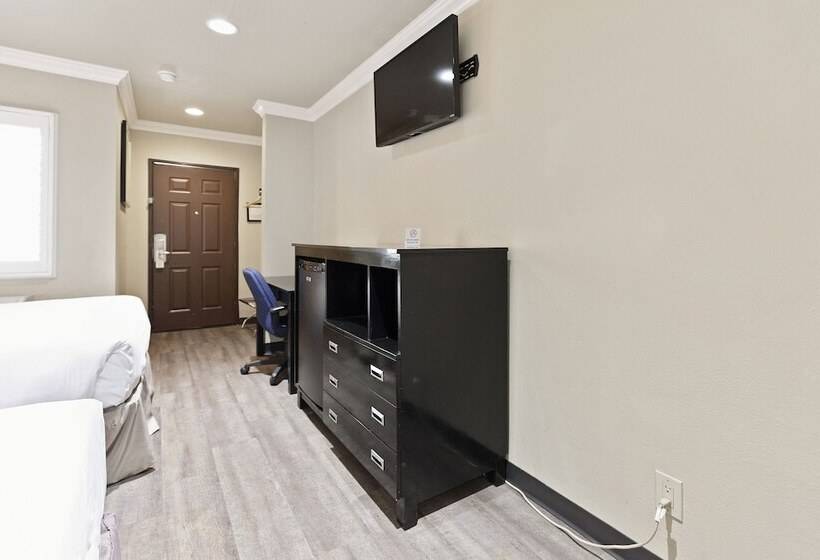 فندق Le Blanc Inn & Suites