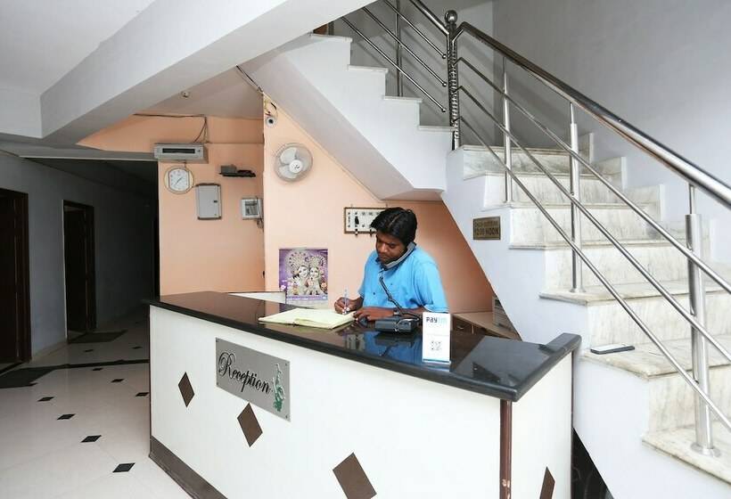 酒店 Oyo 15658 Maheshwaram Guesthouse