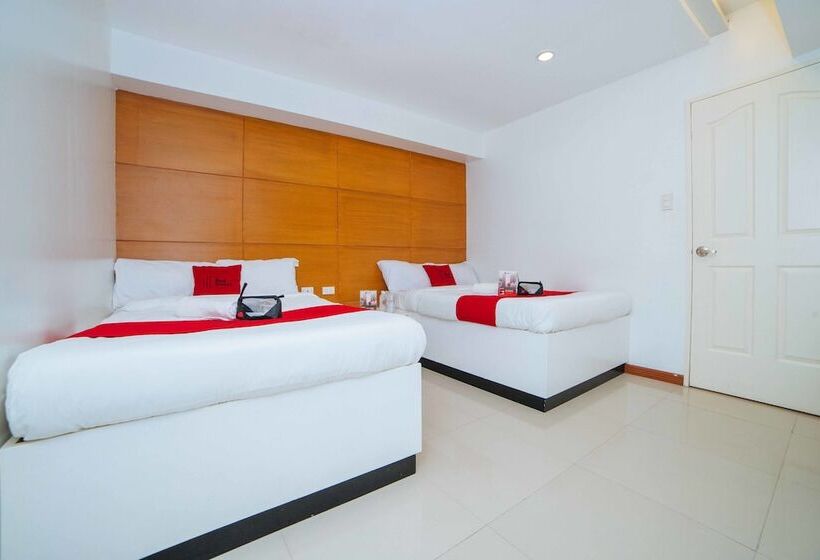 هتل Reddoorz Near Bambang Station