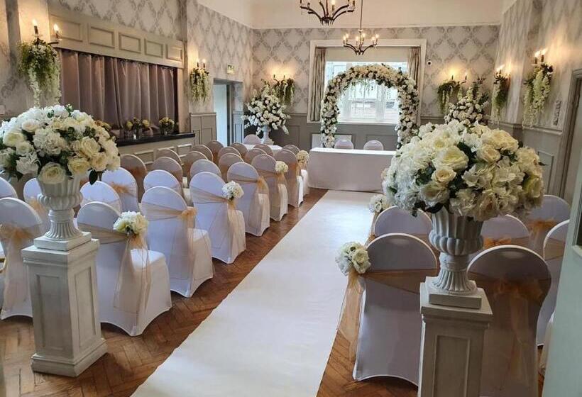 Отель Slepe Hall