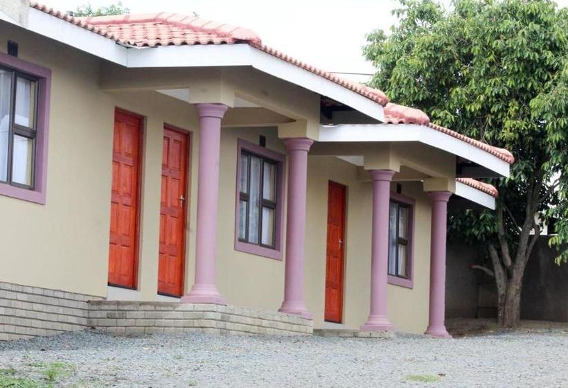 פנסיון Mbopha Guest House