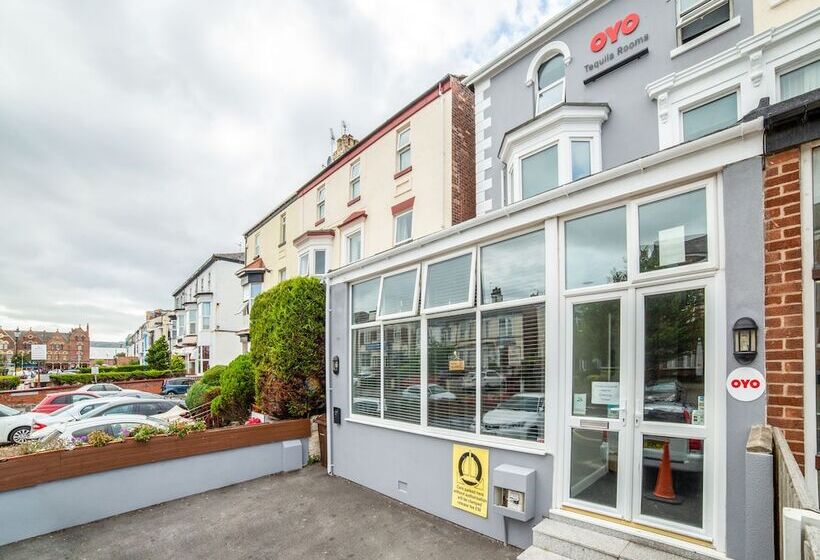 펜션 Tequila And Dunlin Rooms Southport Central