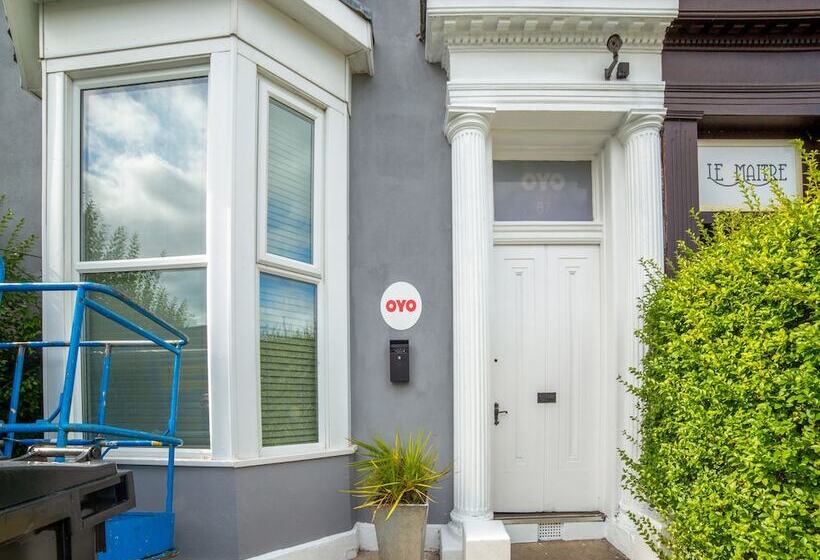 펜션 Tequila And Dunlin Rooms Southport Central