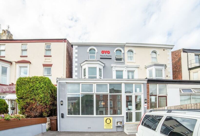 펜션 Tequila And Dunlin Rooms Southport Central