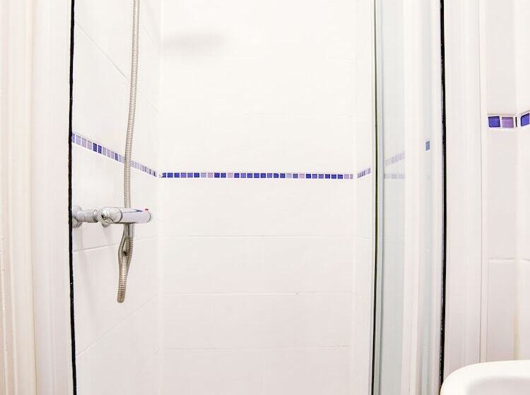 펜션 Tequila And Dunlin Rooms Southport Central